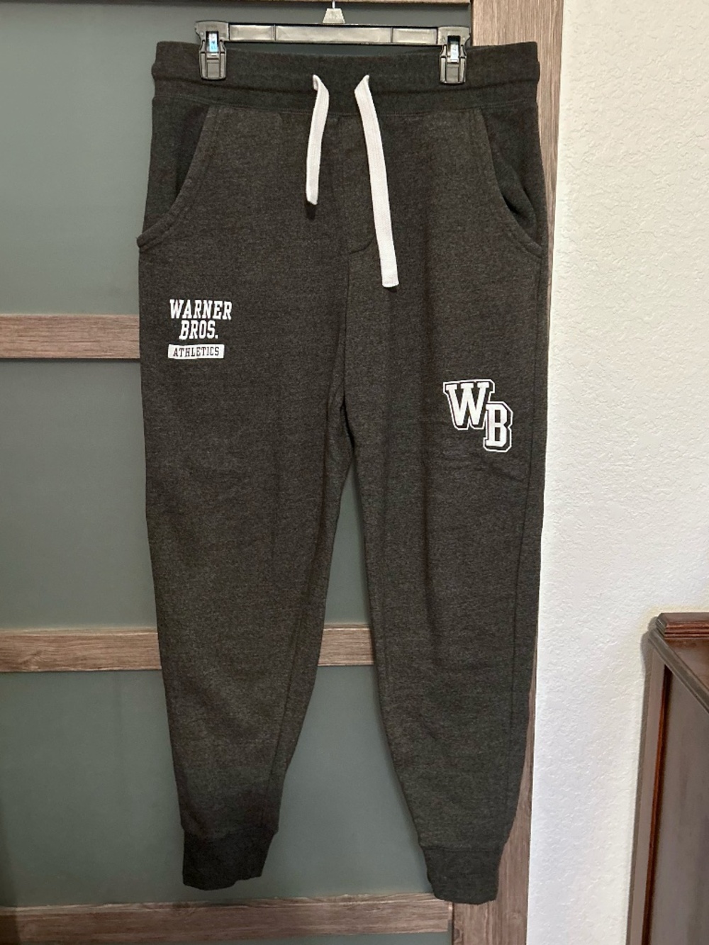 Warner Bros. | Men's Dark Heather Gray Sweatpants- Size L